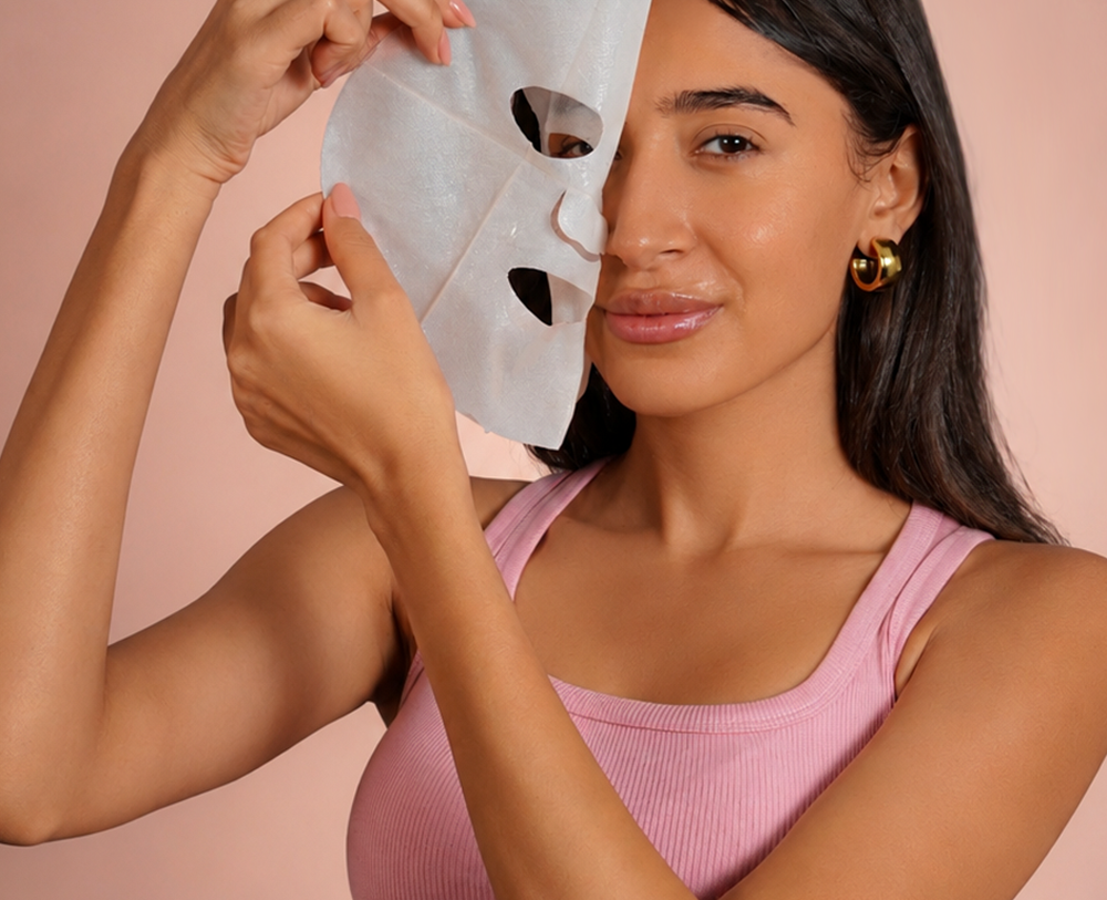 When skin feels dry, tight, or uncomfortable, the right masking material matters. Discover why Bio-Cellulose is naturally suited to moisture-focused skincare.